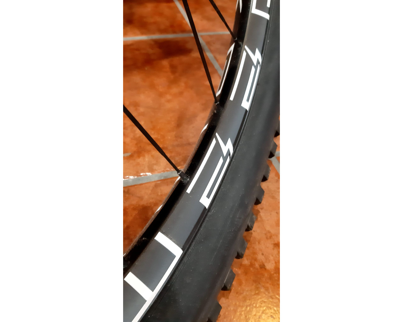 LLANTA MAVIC E-DEEMAX 30 29P 28H