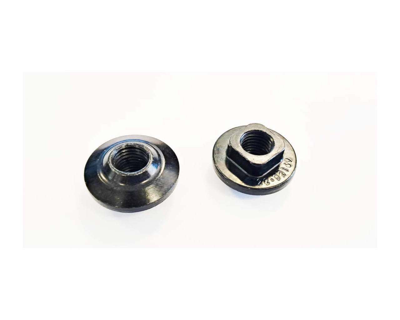 TUERCA CUBE COGIDA MOTOR STEREO HYBRID ONE44